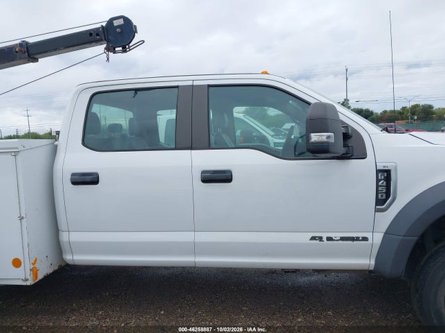 46258887 :رقم المزاد ، 1FD0W4HTXHEC61666 vin ، 2017 Ford F-450 Chassis Xl مزاد بيع