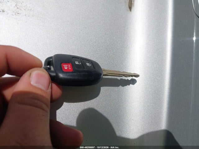 Продаж на аукціоні авто 2014 Toyota Rav4 Xle, vin: 2T3RFREV5EW227587, номер лоту: 46258897