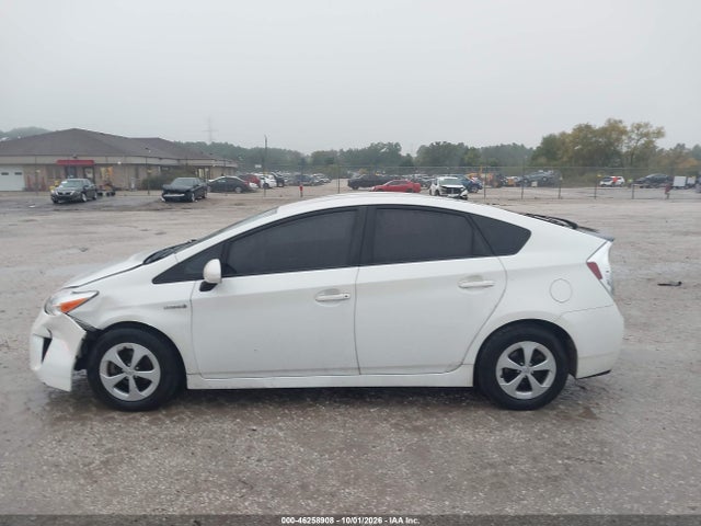 Продаж на аукціоні авто 2015 Toyota Prius Two, vin: JTDKN3DU8F0457270, номер лоту: 46258908