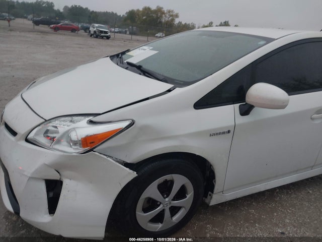 Продаж на аукціоні авто 2015 Toyota Prius Two, vin: JTDKN3DU8F0457270, номер лоту: 46258908