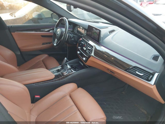 46259069 :رقم المزاد ، WBAJE7C57KWW41343 vin ، 2019 Bmw 540i Xdrive مزاد بيع