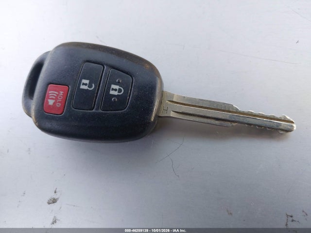 2T3ZFREV7HW344222 Toyota RAV4 LE