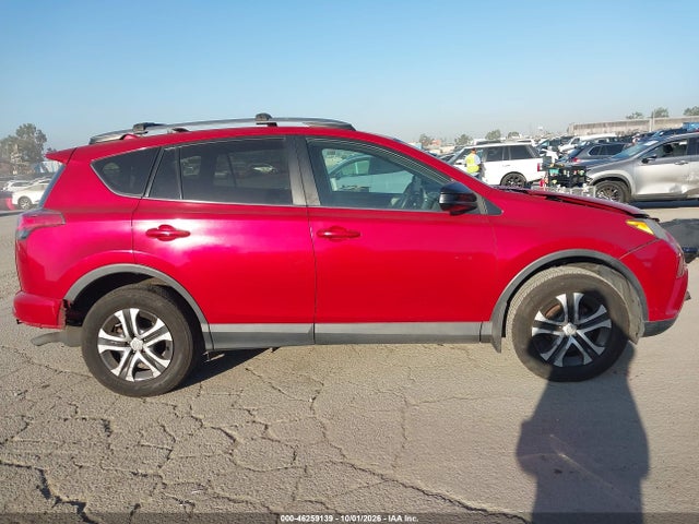 2T3ZFREV7HW344222 Toyota RAV4 LE