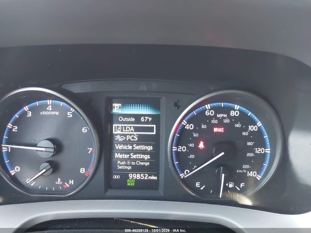 2T3ZFREV7HW344222 Toyota RAV4 LE