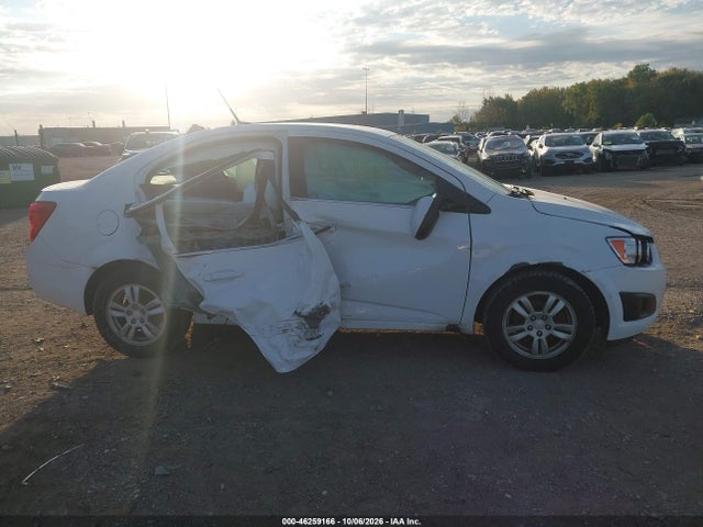 Продаж на аукціоні авто 2013 Chevrolet Sonic Lt Auto, vin: 1G1JC5SH4D4242762, номер лоту: 46259166