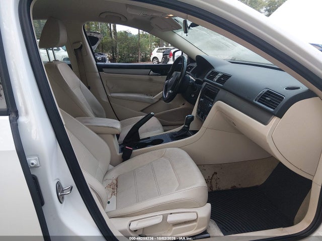 Продажа на аукционе авто 2015 Volkswagen Passat 1.8t Wolfsburg Edition, vin: 1VWAS7A36FC068887, номер лота: 46259236