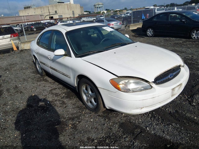 Продажа на аукционе авто 2001 Ford Taurus Ses, vin: 1FAFP55U61A125830, номер лота: 46259278