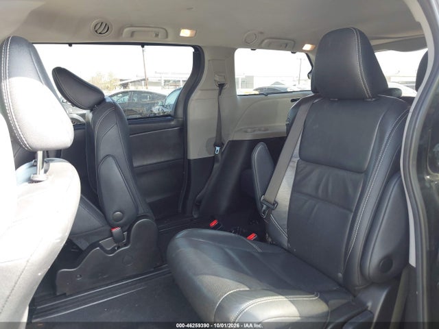 2017 Toyota Sienna Se 8 Passenger მანქანა იყიდება აუქციონზე, vin: 5TDXZ3DCXHS875427, აუქციონის ნომერი: 46259390