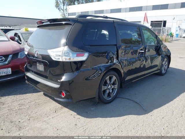 2017 Toyota Sienna Se 8 Passenger მანქანა იყიდება აუქციონზე, vin: 5TDXZ3DCXHS875427, აუქციონის ნომერი: 46259390