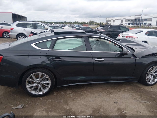 2022 Audi A5 Sportback Premium Plus 40 Tfsi Quattro S Tronic მანქანა იყიდება აუქციონზე, vin: WAUCBCF50NA003586, აუქციონის ნომერი: 46259490