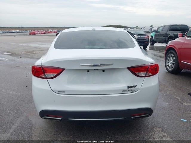 Chrysler 200 C 2015 1C3CCCEG4FN757432 Image 16