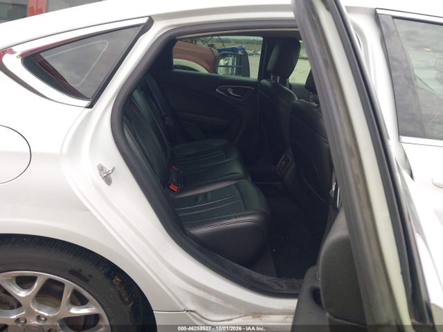 Chrysler 200 C 2015 1C3CCCEG4FN757432 Image 8