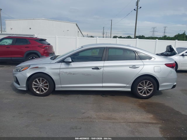 46259532 :رقم المزاد ، 5NPE24AF2JH707437 vin ، 2018 Hyundai Sonata Se مزاد بيع