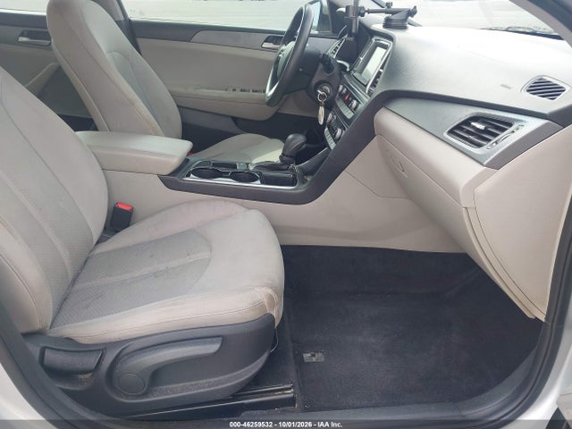 46259532 :رقم المزاد ، 5NPE24AF2JH707437 vin ، 2018 Hyundai Sonata Se مزاد بيع