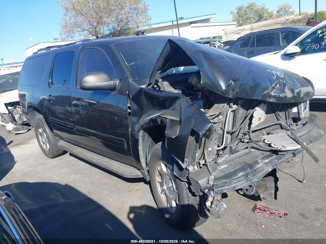 46259551 :رقم المزاد ، 1GNSKJE75DR127818 vin ، 2013 Chevrolet Suburban 1500 Lt مزاد بيع