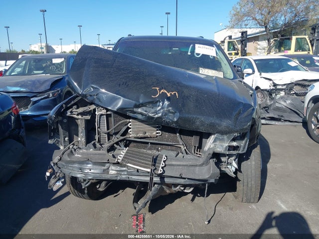 2013 Chevrolet Suburban 1500 Lt მანქანა იყიდება აუქციონზე, vin: 1GNSKJE75DR127818, აუქციონის ნომერი: 46259551