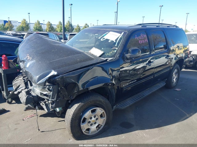 2013 Chevrolet Suburban 1500 Lt მანქანა იყიდება აუქციონზე, vin: 1GNSKJE75DR127818, აუქციონის ნომერი: 46259551