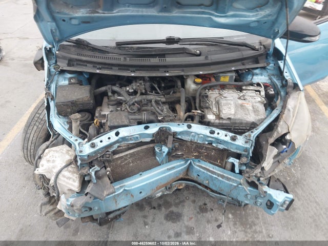 Toyota Prius C One 2016 JTDKDTB34G1120197 Image 10