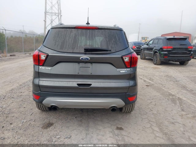 46259605 :رقم المزاد ، 1FMCU9J92KUB98607 vin ، 2019 Ford Escape Titanium مزاد بيع