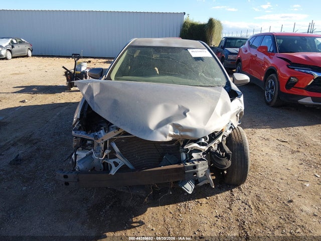 2016 Toyota Corolla Le მანქანა იყიდება აუქციონზე, vin: 5YFBURHE3GP390173, აუქციონის ნომერი: 46259652