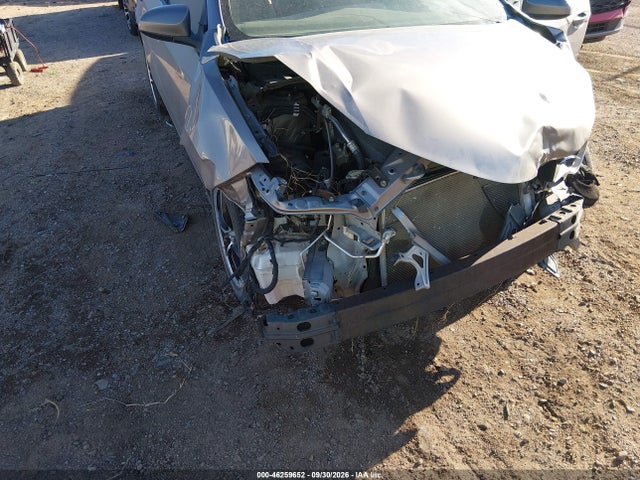 2016 Toyota Corolla Le მანქანა იყიდება აუქციონზე, vin: 5YFBURHE3GP390173, აუქციონის ნომერი: 46259652