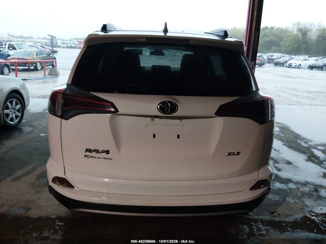 46259666 :رقم المزاد ، JTMWFREV9HD094790 vin ، 2017 Toyota Rav4 Xle مزاد بيع