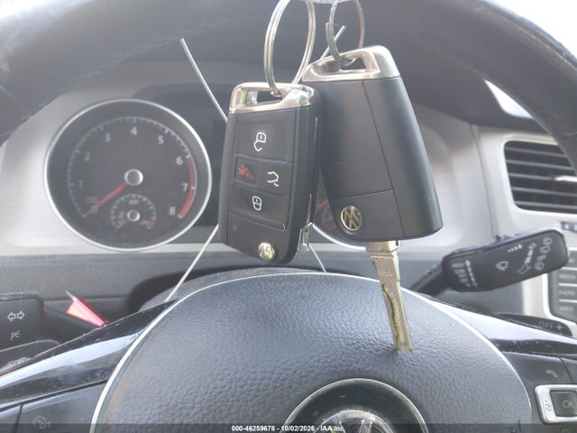 Продажа на аукционе авто 2017 Volkswagen Golf Tsi S 4-door/tsi Se 4-door/tsi Sel 4-door/tsi Wolfsburg Edition 4-door, vin: 3VW217AU1HM026208, номер лота: 46259678