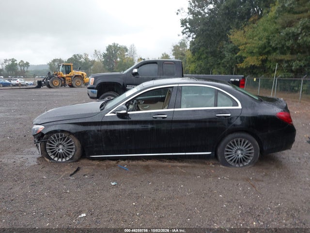 2015 Mercedes-benz C-class C 300 Luxury მანქანა იყიდება აუქციონზე, vin: 55SWF4KB8FU025378, აუქციონის ნომერი: 46259756