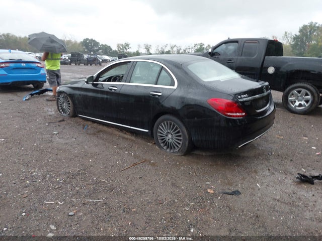 2015 Mercedes-benz C-class C 300 Luxury მანქანა იყიდება აუქციონზე, vin: 55SWF4KB8FU025378, აუქციონის ნომერი: 46259756