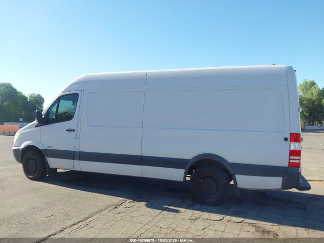46259879 :رقم المزاد ، WD3PE8CC6D5730728 vin ، 2013 Mercedes-benz Sprinter 2500 High Roof مزاد بيع