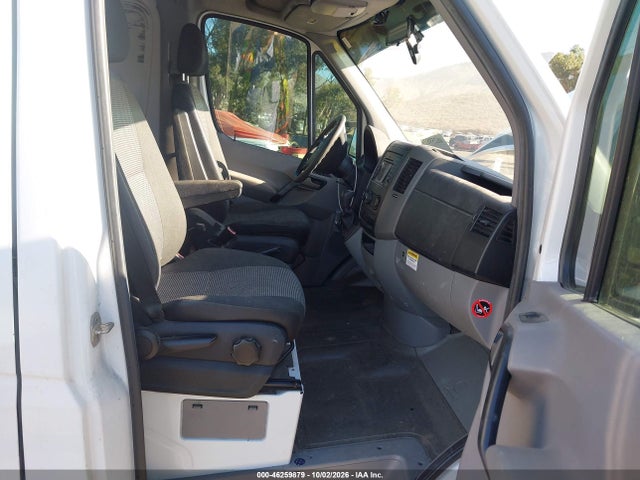 46259879 :رقم المزاد ، WD3PE8CC6D5730728 vin ، 2013 Mercedes-benz Sprinter 2500 High Roof مزاد بيع