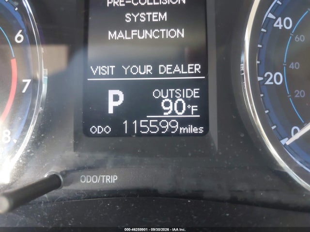 46259901 :رقم المزاد ، 5YFBURHE2JP829354 vin ، 2018 Toyota Corolla Le مزاد بيع