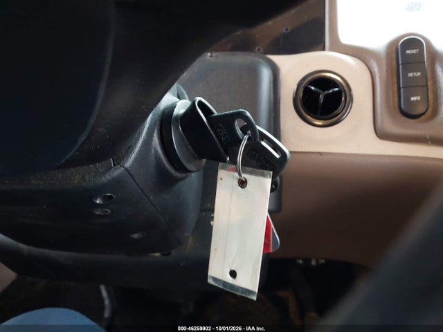 Продажа на аукционе авто 2015 Ford F53, vin: 1F65F5DY1F0A02207, номер лота: 46259902