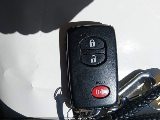 Продаж на аукціоні авто 2014 Toyota Prius V Three, vin: JTDZN3EU5E3355497, номер лоту: 46259907