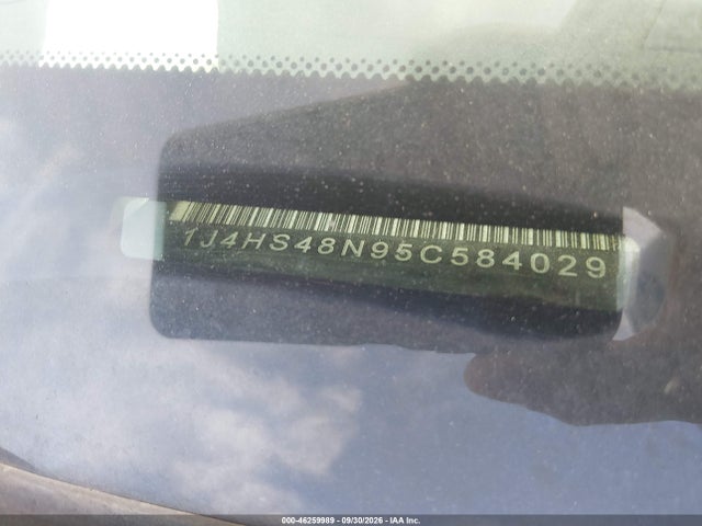 2005 Jeep Grand Cherokee Laredo მანქანა იყიდება აუქციონზე, vin: 1J4HS48N95C584029, აუქციონის ნომერი: 46259989