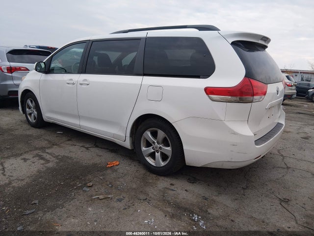 Продаж на аукціоні авто 2011 Toyota Sienna Le V6, vin: 5TDKK3DCXBS086345, номер лоту: 46260011