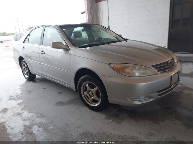 2003 Toyota Camry Le მანქანა იყიდება აუქციონზე, vin: 4T1BE32K03U118164, აუქციონის ნომერი: 46260197