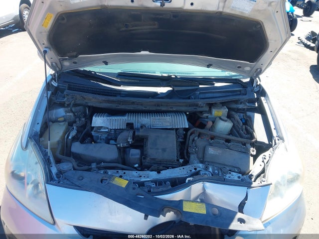 Toyota Prius Two 2014 JTDKN3DUXE1804381 Image 10