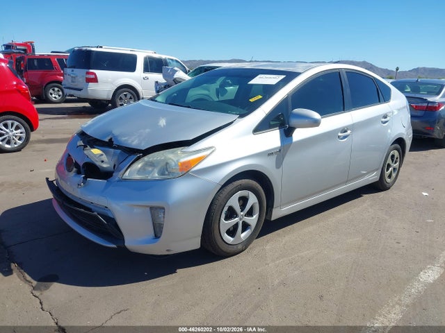 Toyota Prius Two 2014 JTDKN3DUXE1804381 Image 2