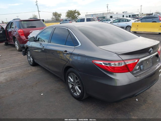 4T1BF1FK2FU972993 Toyota CAMRY SE