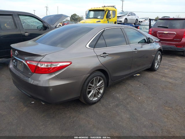 4T1BF1FK2FU972993 Toyota CAMRY SE