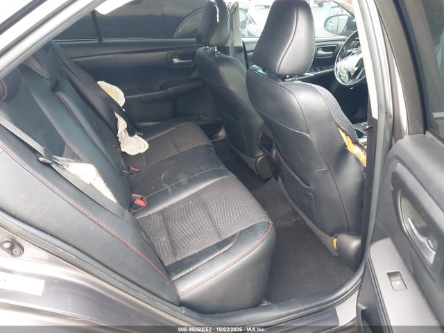 4T1BF1FK2FU972993 Toyota CAMRY SE