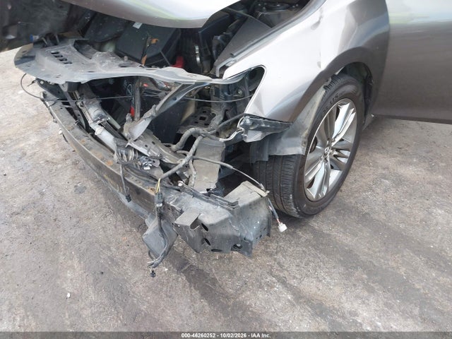 4T1BF1FK2FU972993 Toyota CAMRY SE