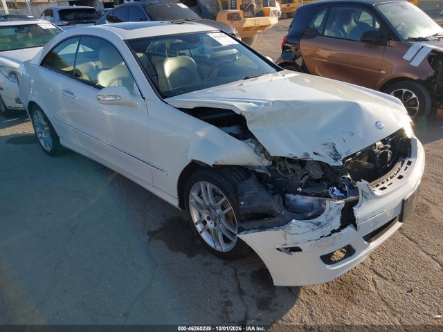 46260289 :رقم المزاد ، WDBTJ56H69F267480 vin ، 2009 Mercedes-benz Clk 350 مزاد بيع