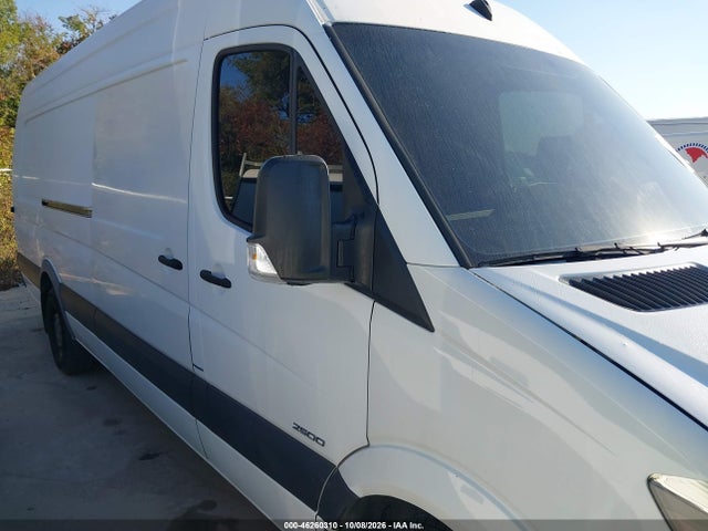 Продажа на аукционе авто 2016 Mercedes-benz Sprinter 2500 High  Roof, vin: WD3PE8DD1GP256459, номер лота: 46260310