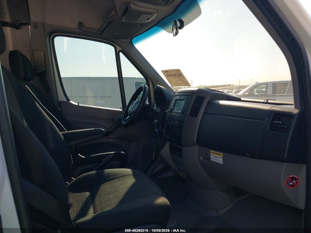 Продажа на аукционе авто 2016 Mercedes-benz Sprinter 2500 High  Roof, vin: WD3PE8DD1GP256459, номер лота: 46260310