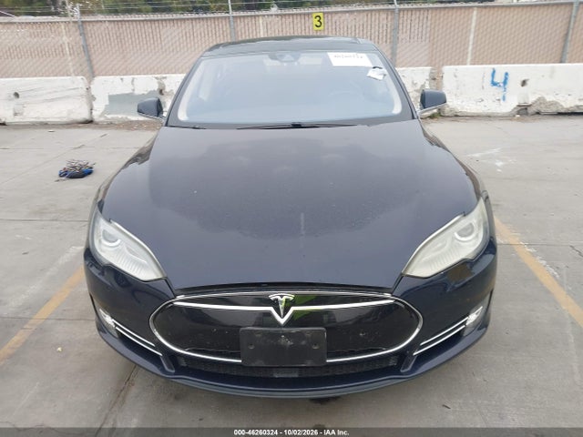 Продаж на аукціоні авто 2015 Tesla Model S 60/70/85, vin: 5YJSA1S19FFP77028, номер лоту: 46260324