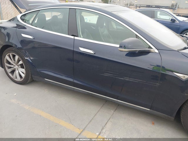 Продаж на аукціоні авто 2015 Tesla Model S 60/70/85, vin: 5YJSA1S19FFP77028, номер лоту: 46260324