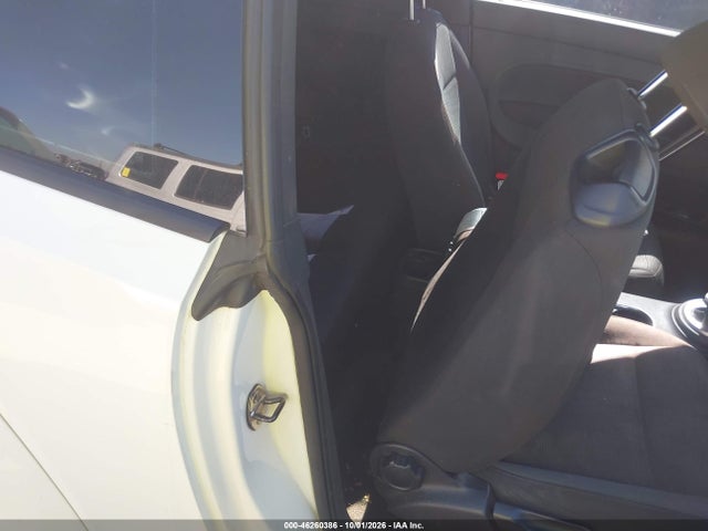 Продаж на аукціоні авто 2013 Volkswagen Beetle 2.5l Entry, vin: 3VWFP7AT5DM645458, номер лоту: 46260386