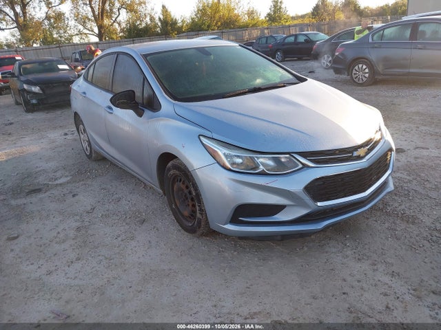 46260399 :رقم المزاد ، 1G1BC5SM5J7229224 vin ، 2018 Chevrolet Cruze Ls Auto مزاد بيع